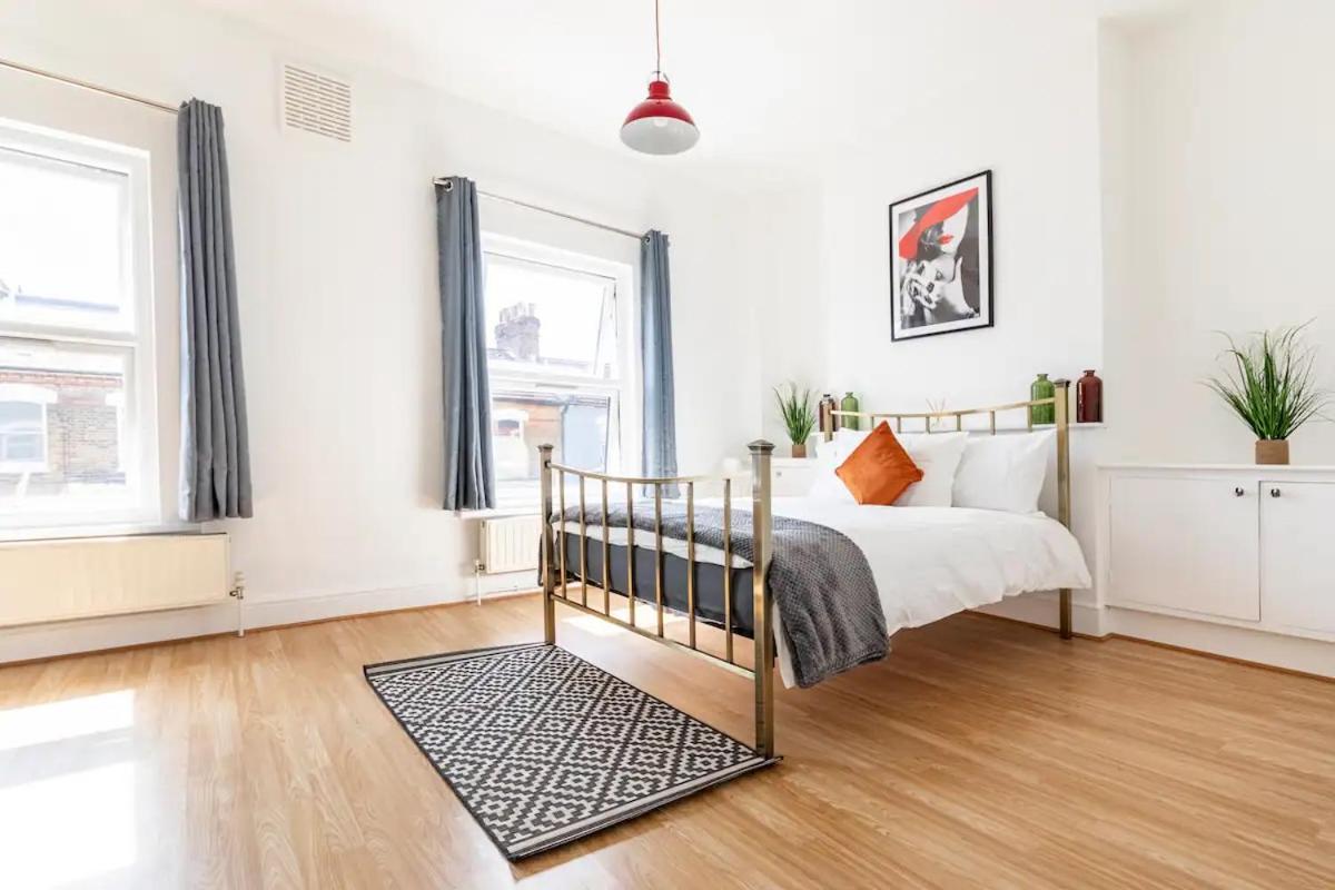 Large, Bright And Spacious 3 Bed Flat In London Exterior foto